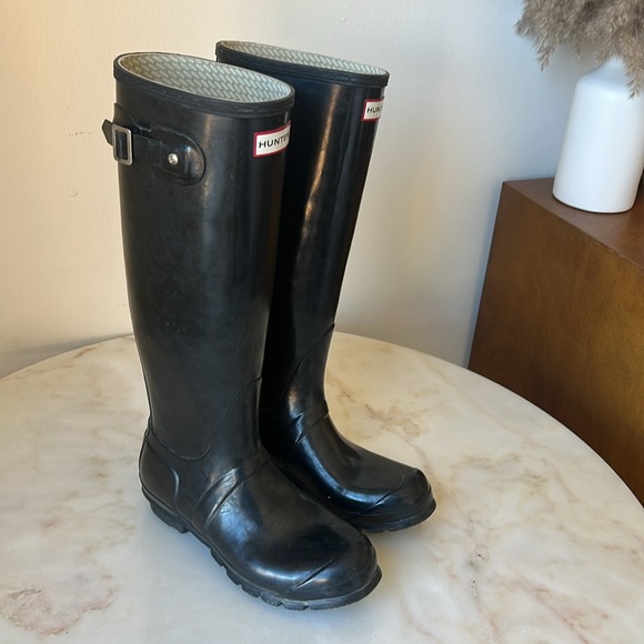 Hunter’s Original Tall Rain Boots - Picture 6 of 11
